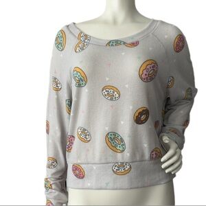 Windsor Donut Lounge Top